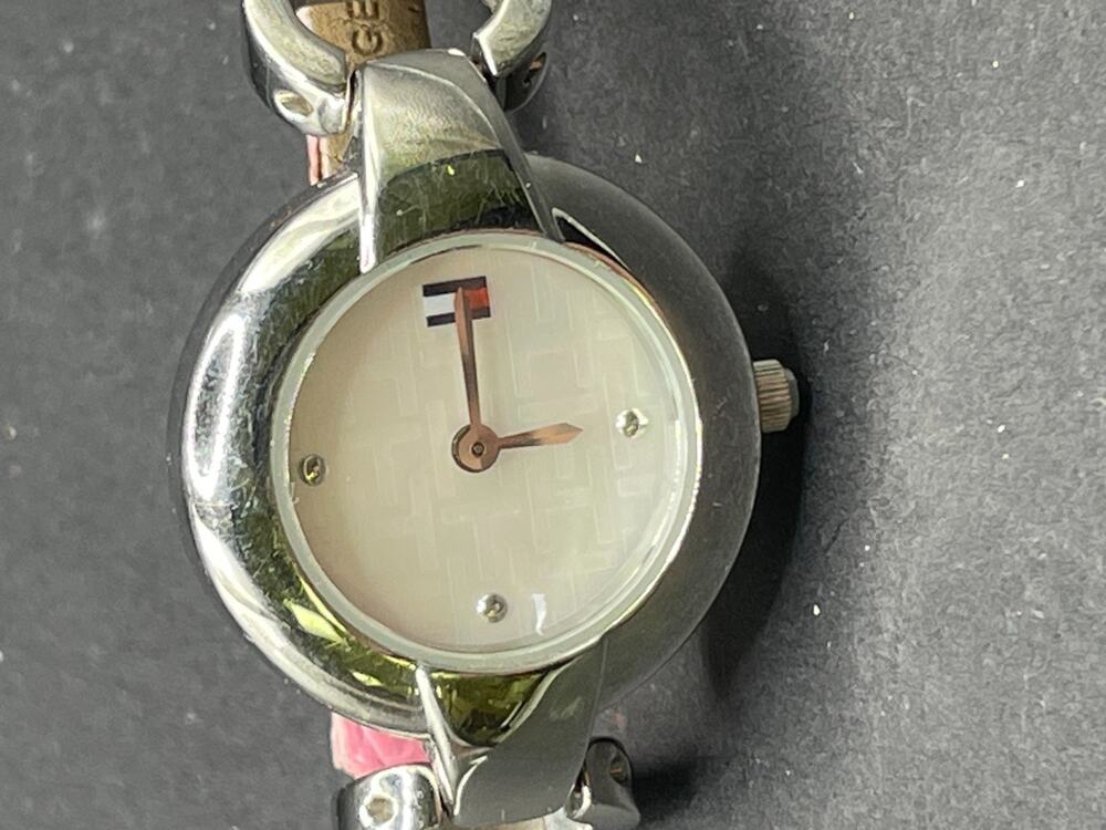 Vintage Tommy Hilfiger Ladies Watch White Dial Stainless Steel F80167 Pink Band